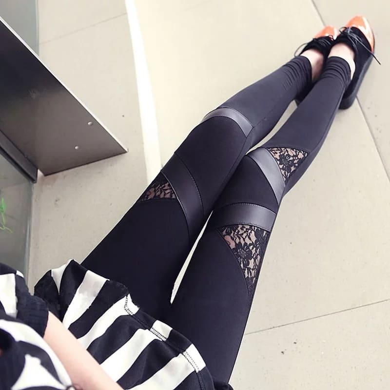 LEGGINGS - WITH LACE
