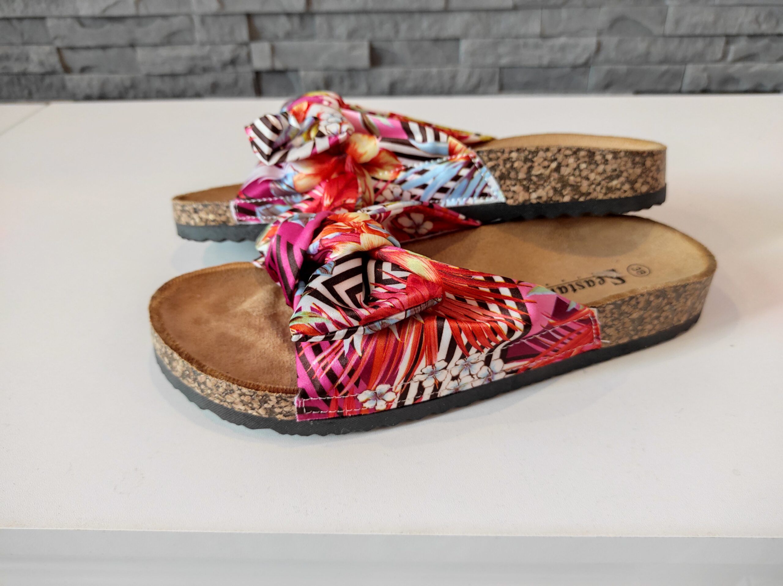 FLOWERS SUEDE SLIPPERS WITH A BOW (FUSHIA) 3-8 - Image 3