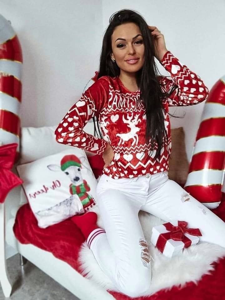 Christmas velor sweatshirt with reindeer
