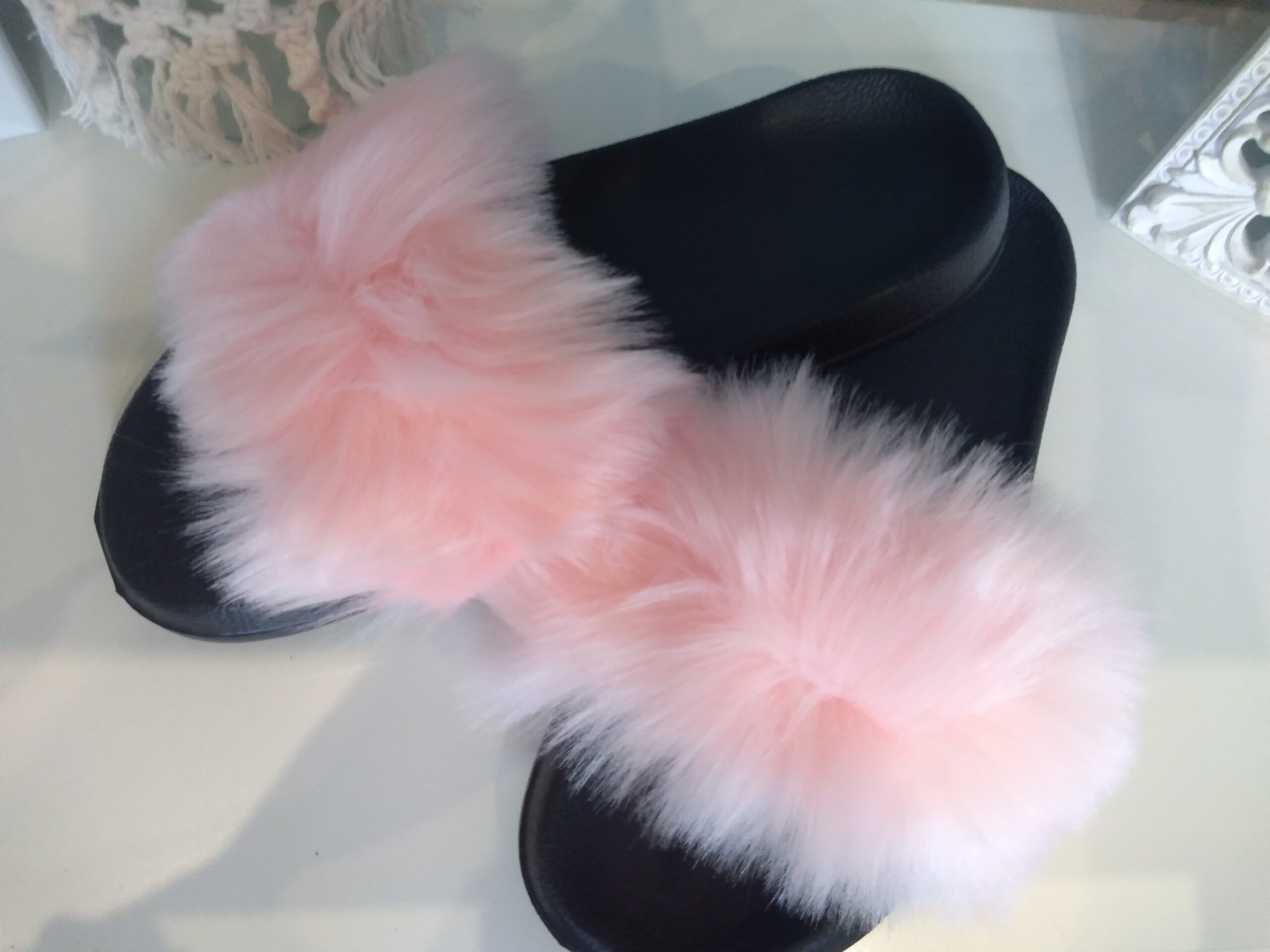 SOFT SLIPPERS WITH FUR PINK 3-6 - Image 3