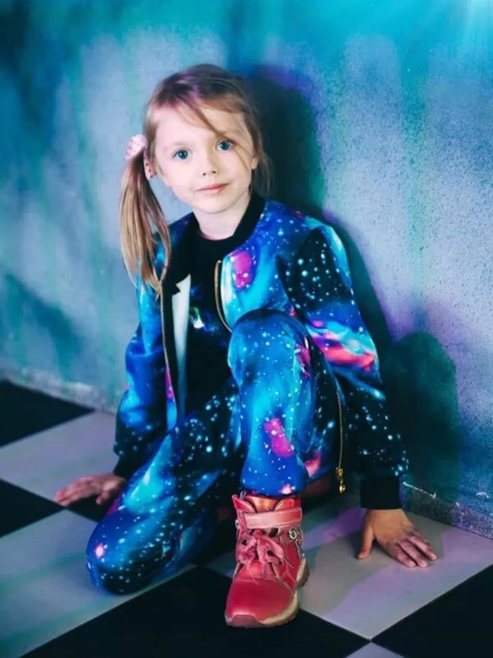 Kids Set tracksuit age 7-8 - Image 4