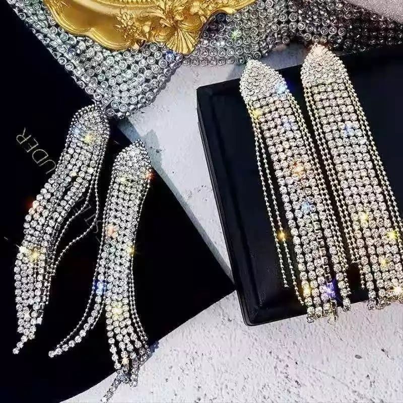 Classic women's long crystal earrings - Image 6
