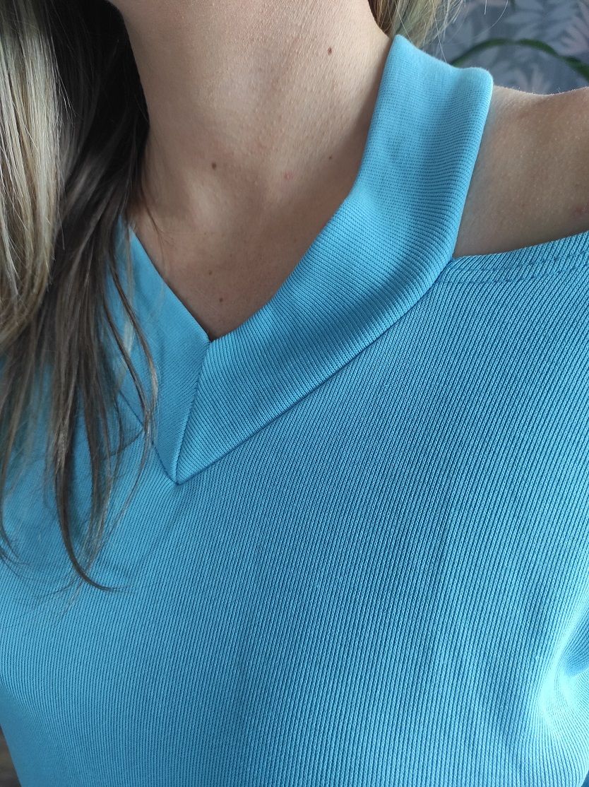 Open shoulder blouse XS-M - Image 6