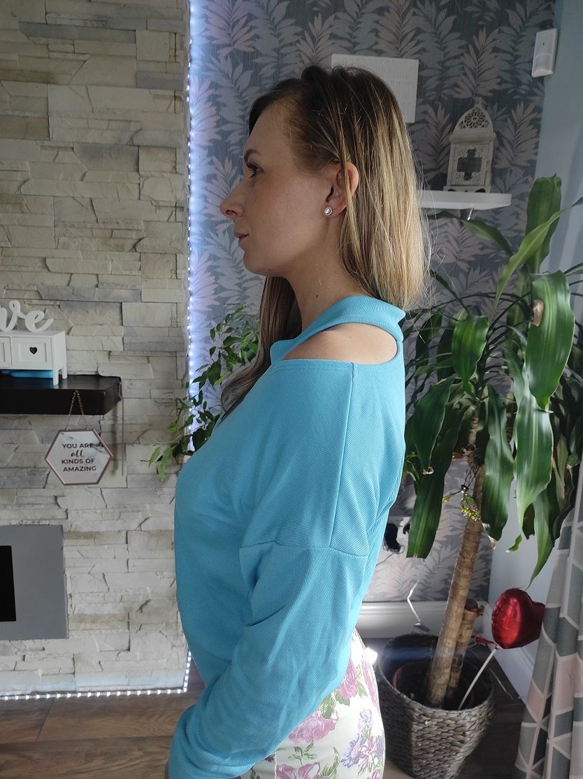Open shoulder blouse XS-M - Image 4