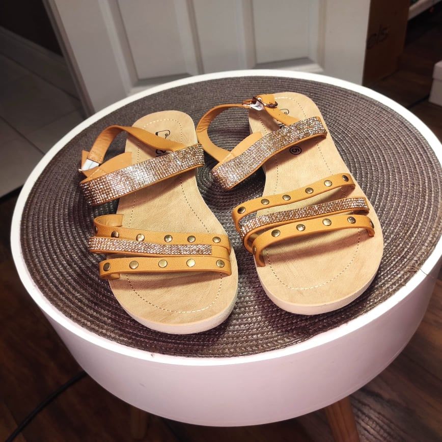 Sandals with golden zirconias - Image 3