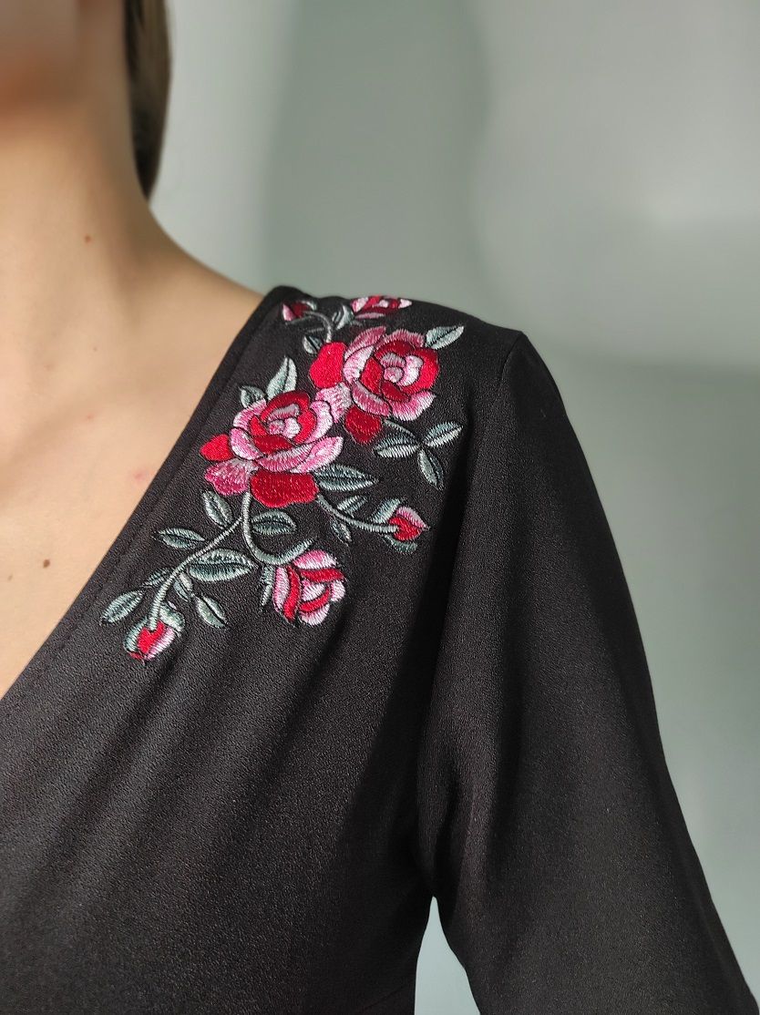 Black dress with a neckline XS-M - Image 2