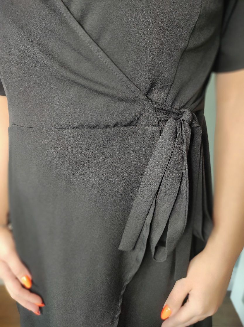 Black dress with a neckline XS-M - Image 3