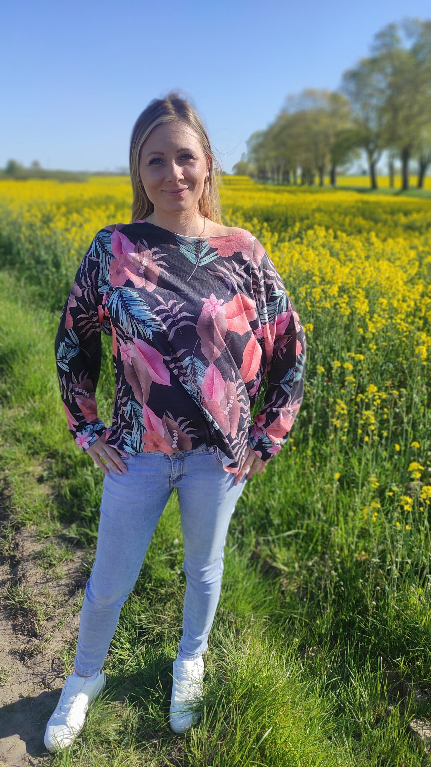 Fashion blouse, cardigan with flowers and leaves XS-L