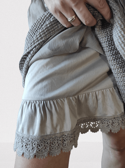 Boho Style Short Skirt XS-M - Image 3