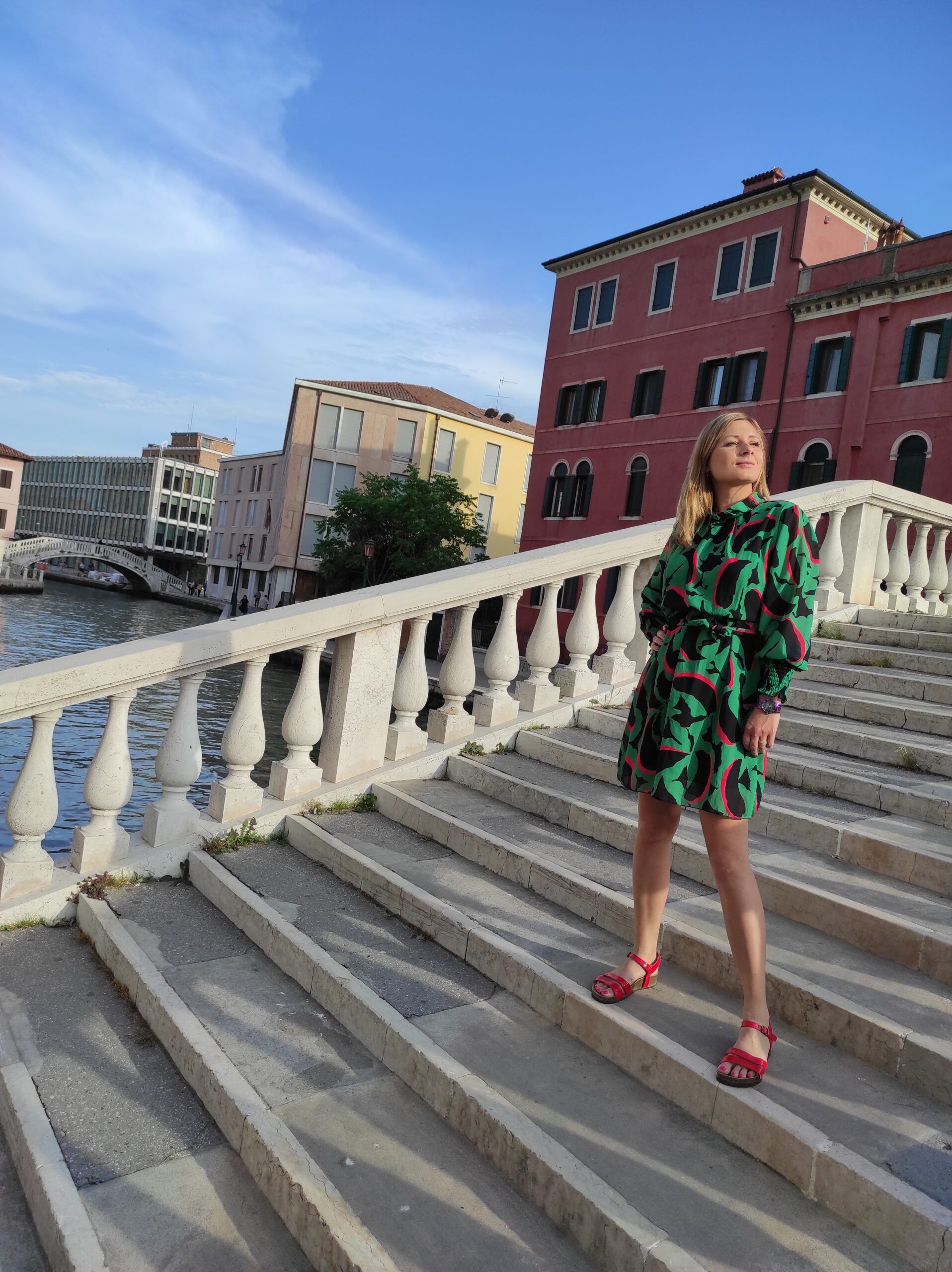 Stylish green dress XS-M - Image 3