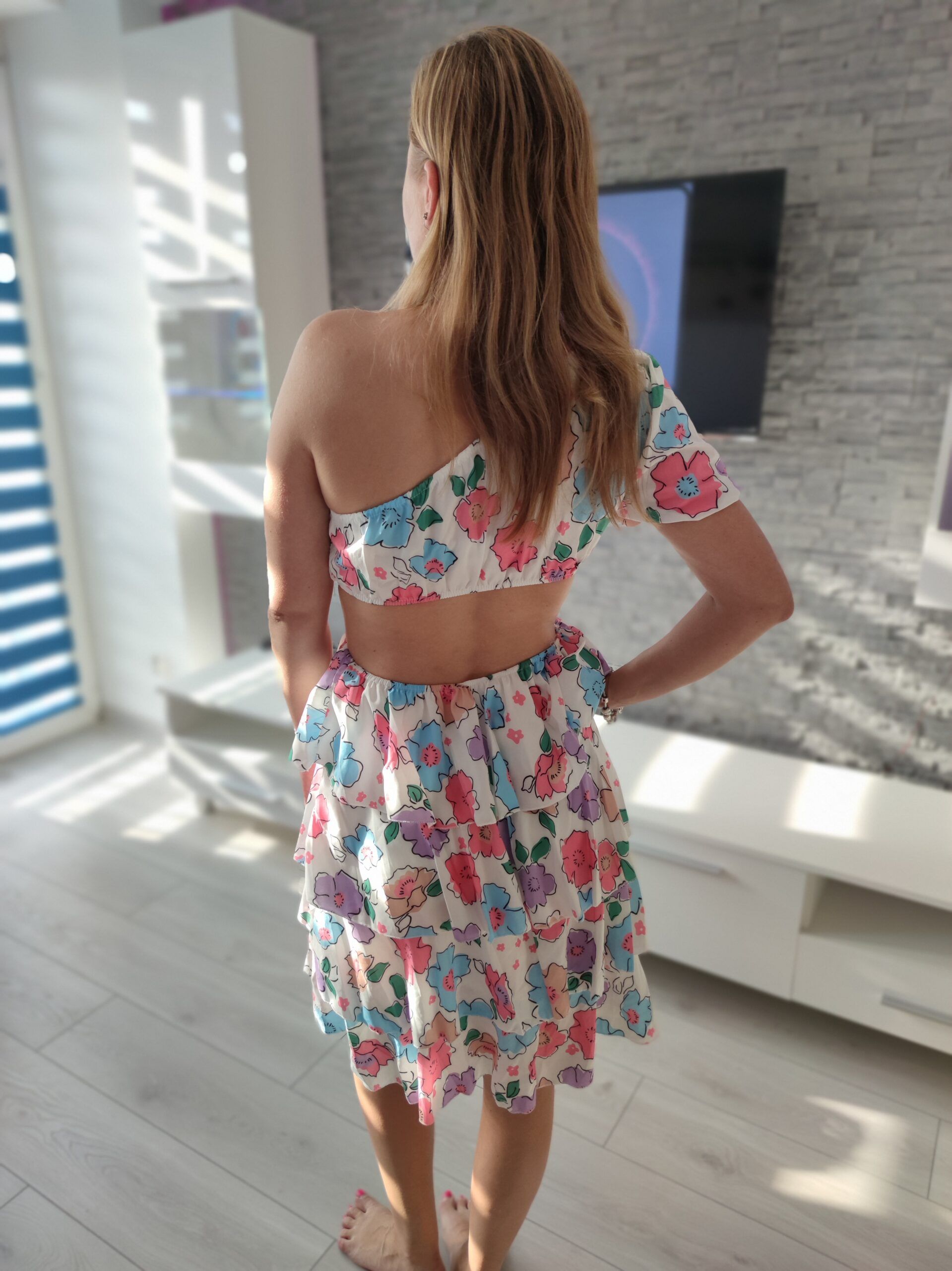 One shoulder white floral dress XS-M - Image 2