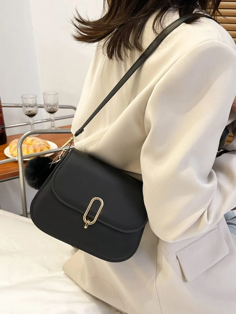 Black saddle crossbody bag - Image 6