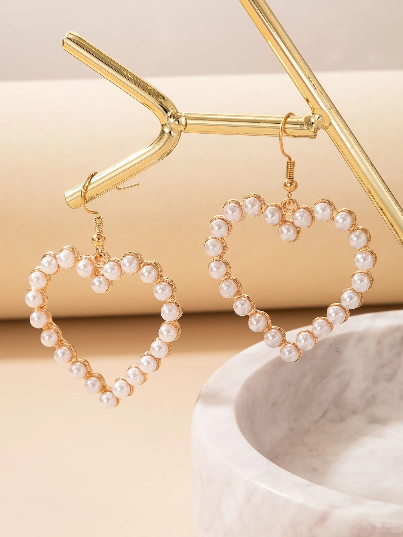 Women's earrings, pearl gold hearts - Image 4