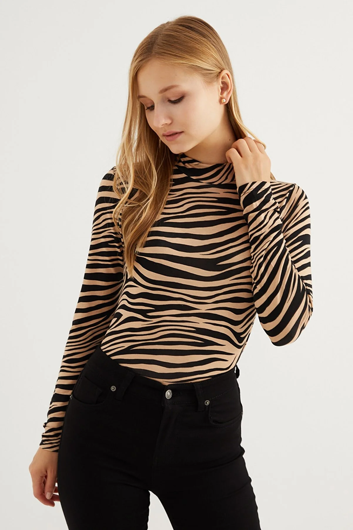 Mock Neck brown Zebra Print Slim Tee M-38 - Image 2