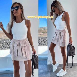 Cream skirt with pockets