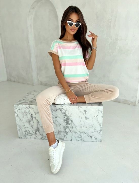 Set of trousers, a short-sleeved bat-type blouse - Image 2