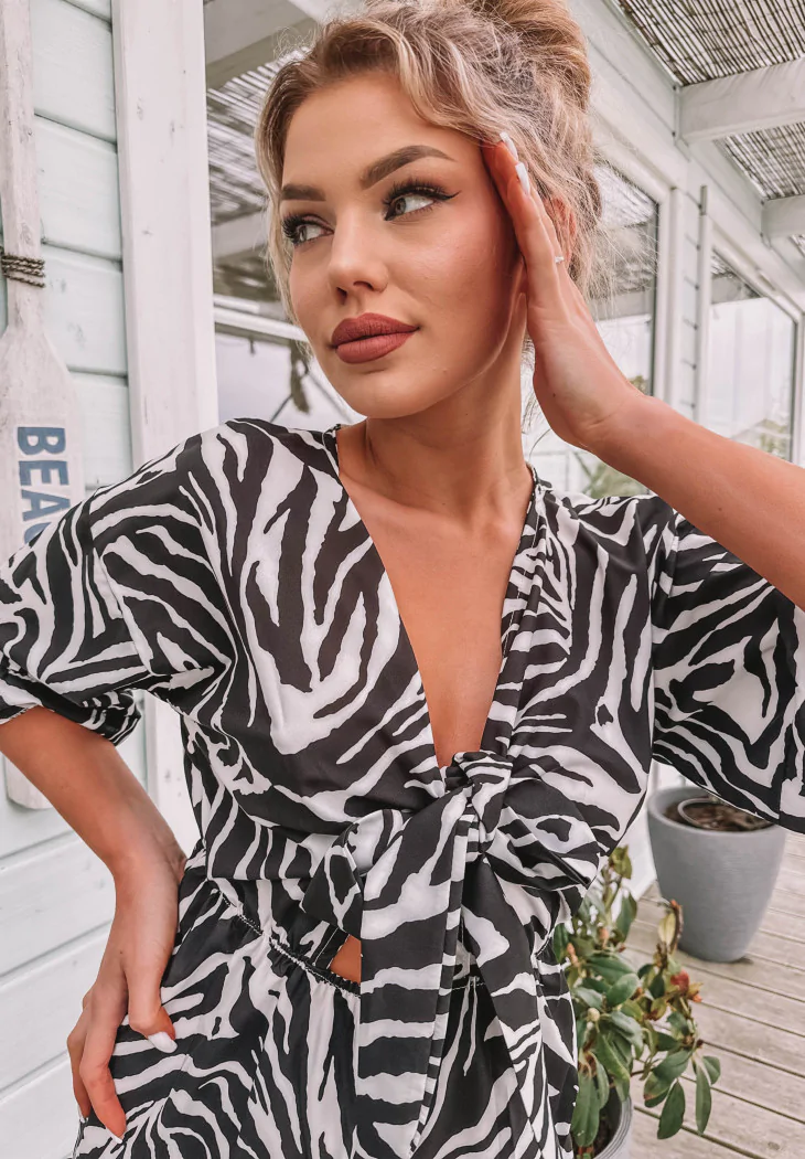 Wild Beauty Jumpsuit Black & White one size - Image 4