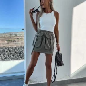 Khaky skirt with pockets