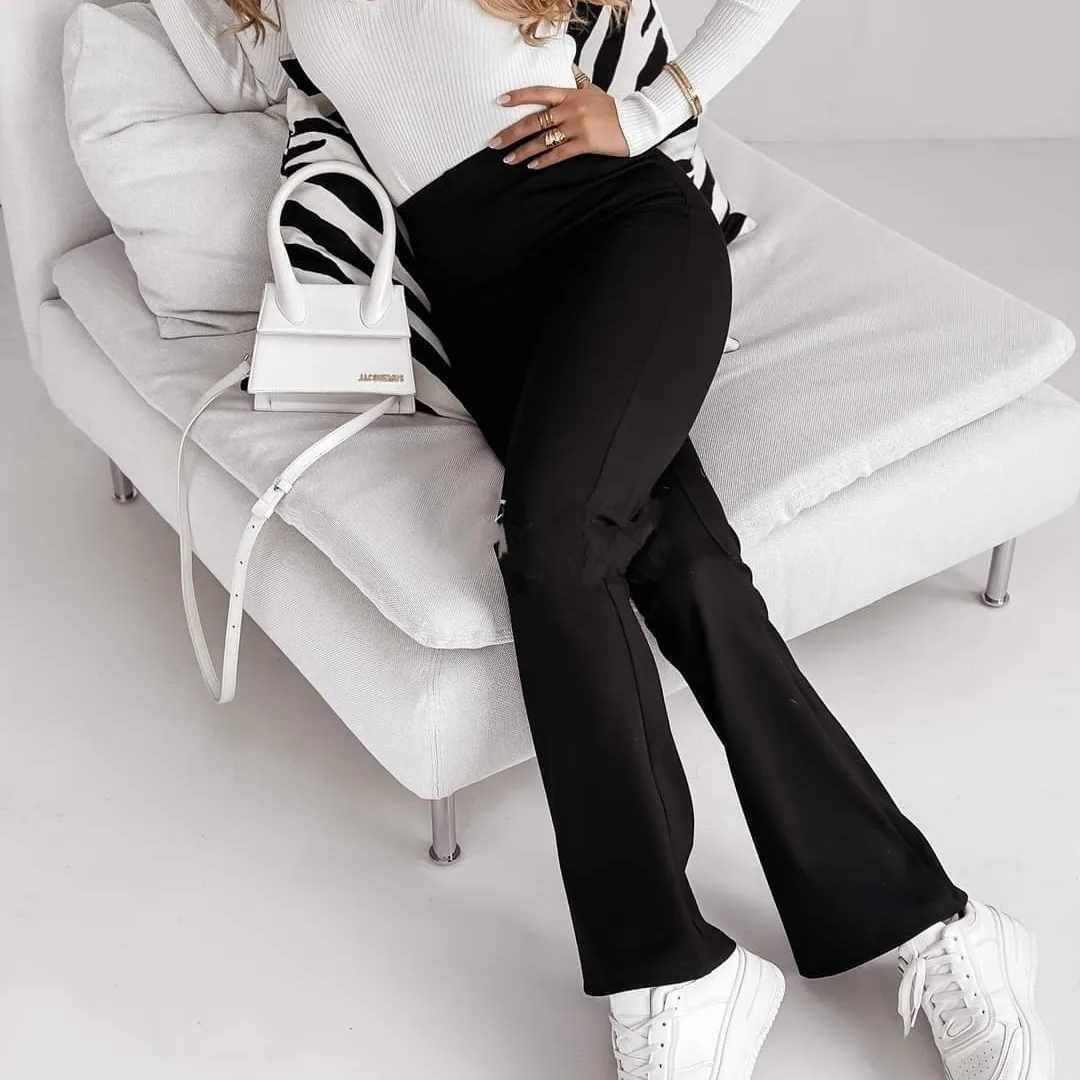 Bell-bottom trousers - Image 2