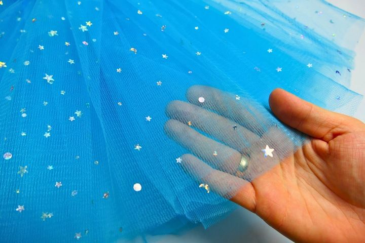 Children's blue tulle skirt size 2-8 years - Image 4