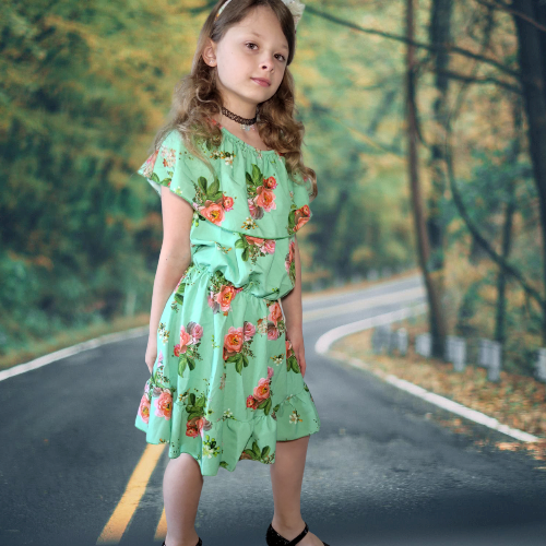 Vestido verde con hombros descubiertos para niñas - Image 2