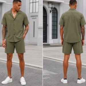 Conjunto de verano para hombre Urbanie: camisa de manga corta y pantalones cortos (caqui)